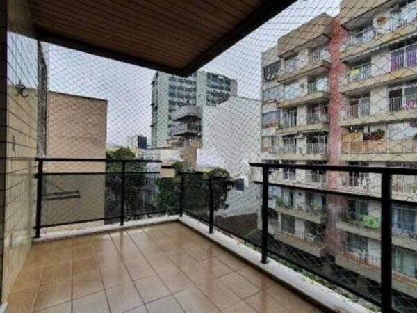 #244 - Apartamento para Venda em Rio de Janeiro - RJ