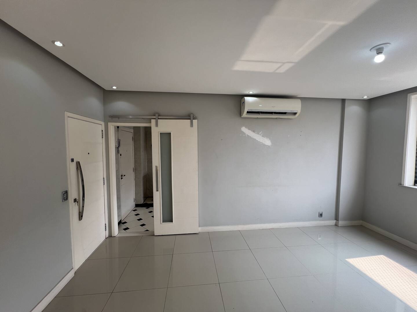 #345 - Apartamento para Venda em Rio de Janeiro - RJ