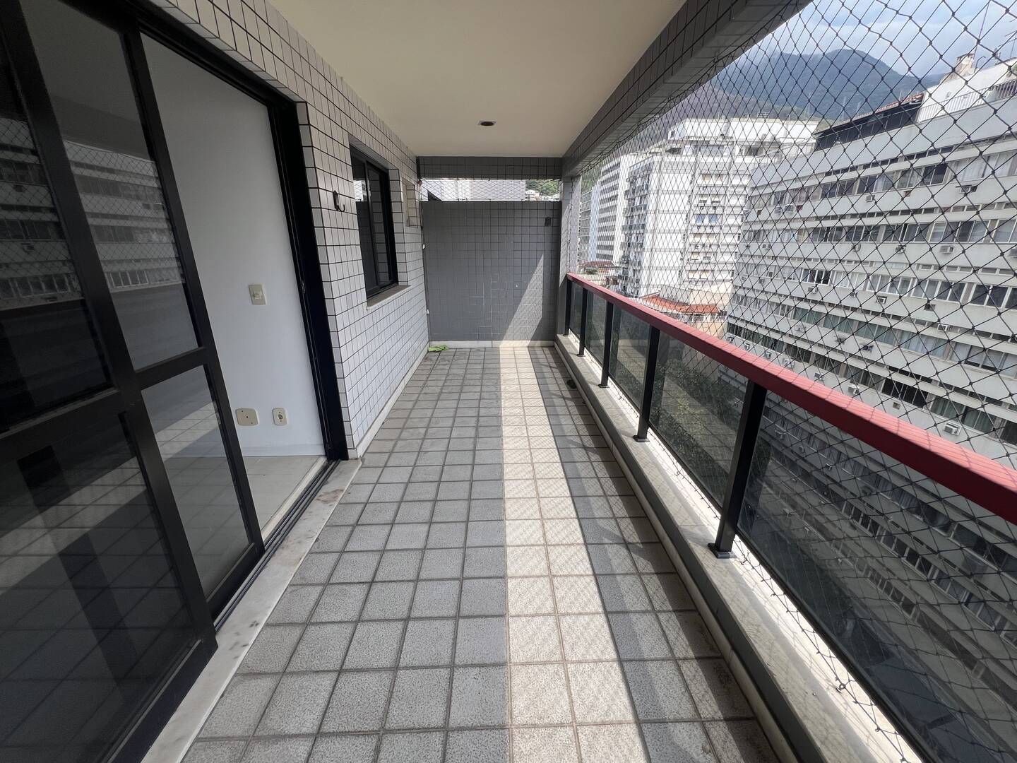 #358 - Apartamento para Venda em Rio de Janeiro - RJ