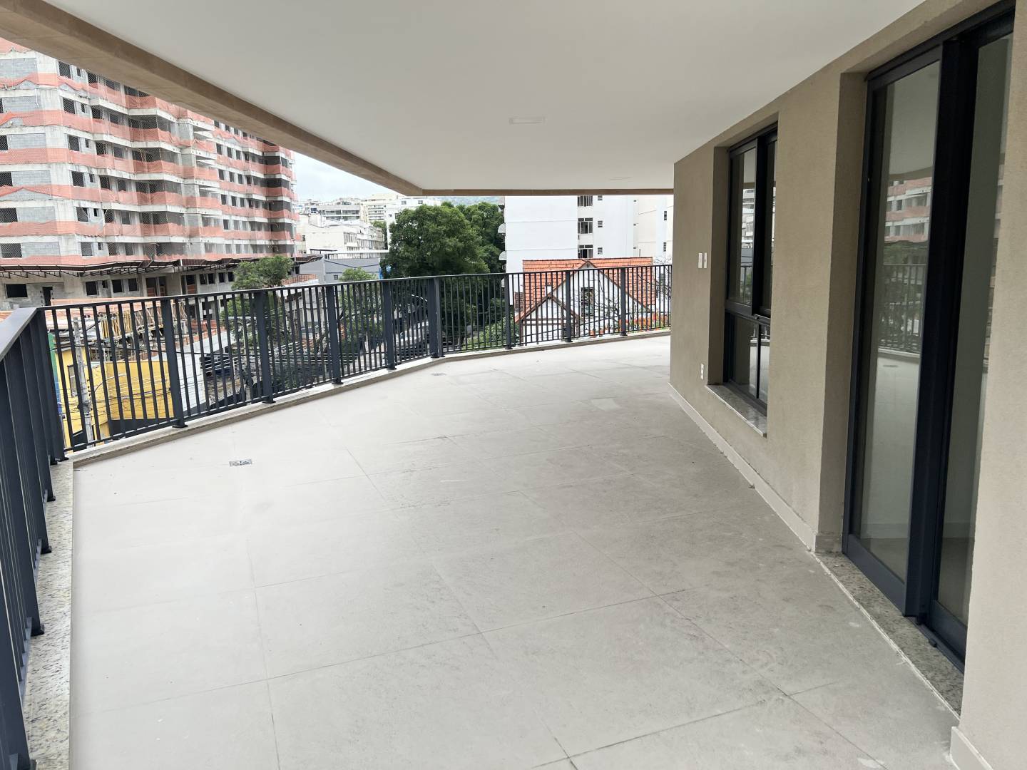 #375 - Apartamento para Venda em Rio de Janeiro - RJ