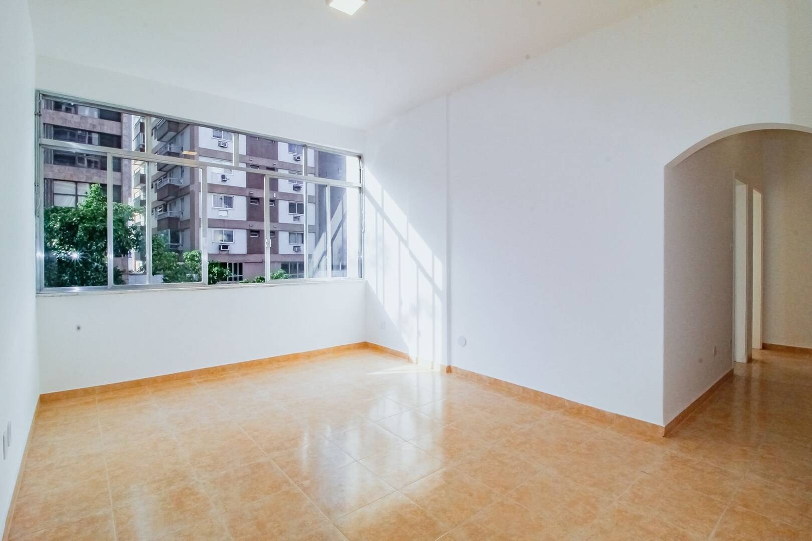 #418 - Apartamento para Venda em Rio de Janeiro - RJ