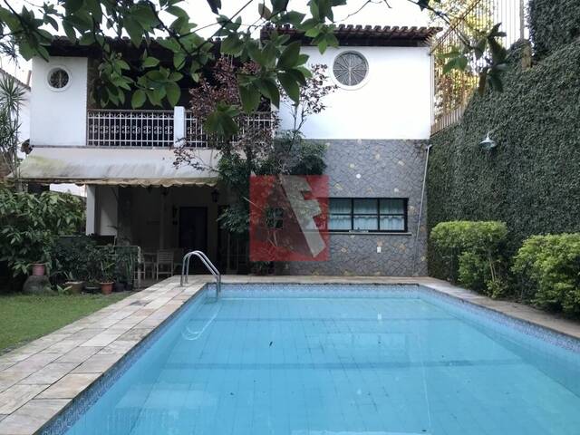 #150 - Casa para Venda em Rio de Janeiro - RJ - 1