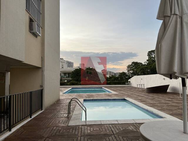 #227 - Apartamento para Venda em Rio de Janeiro - RJ - 2